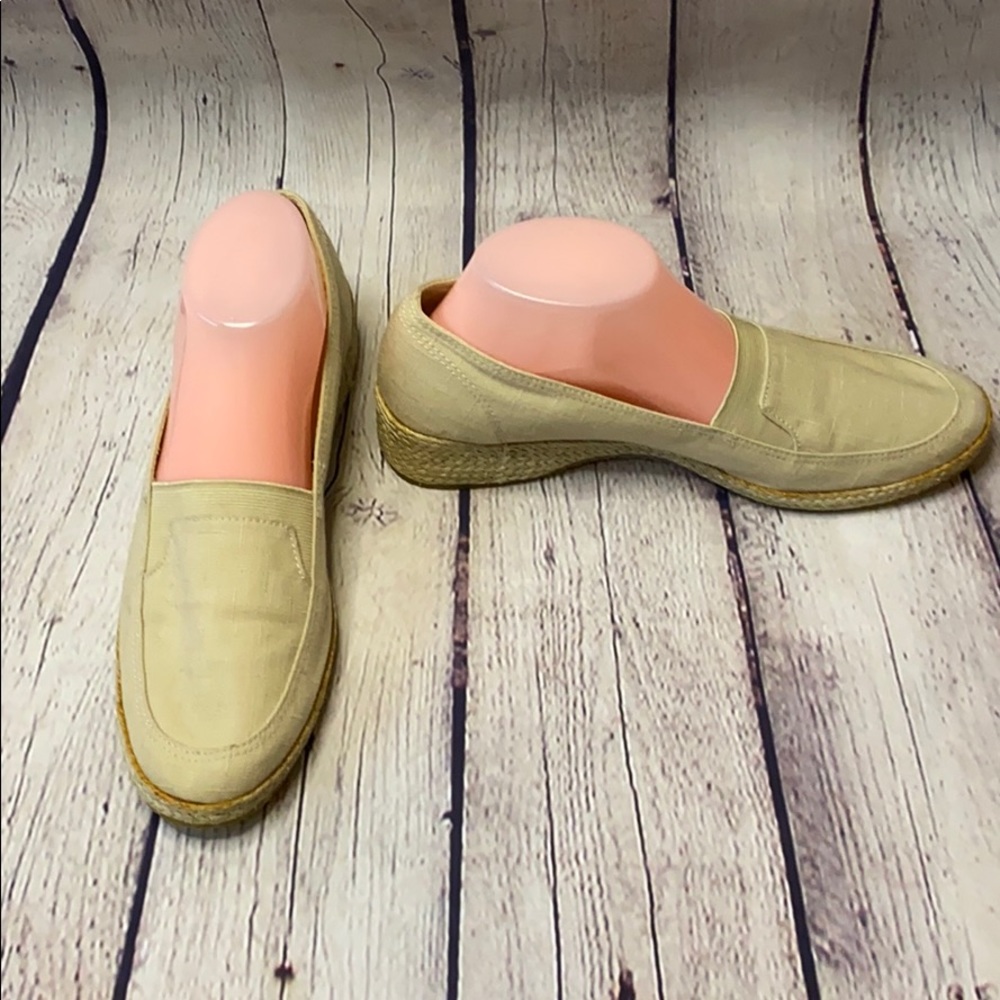 Grasshoppers slip on nude espadrilles Jute wedge 9